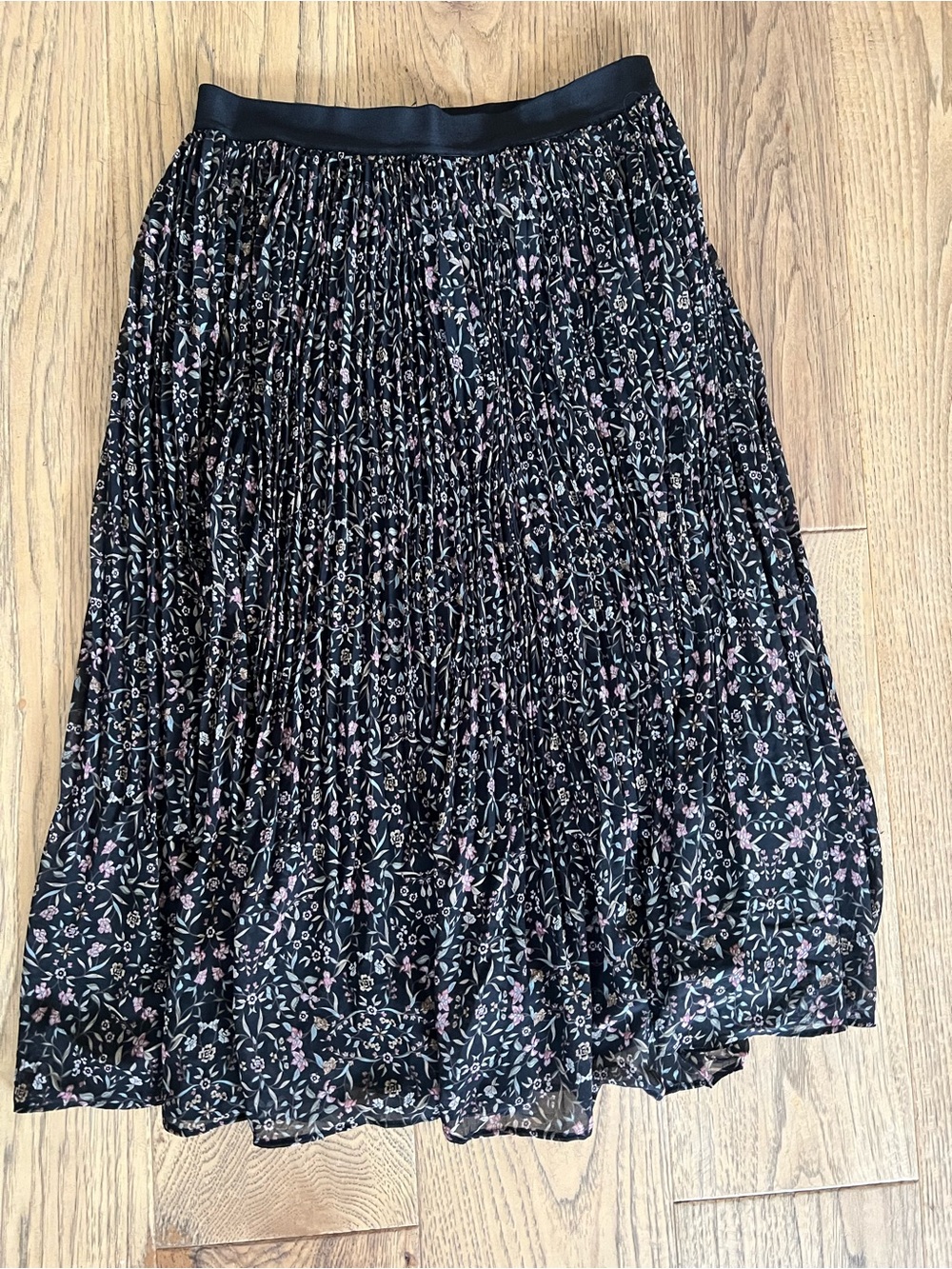 Reitmans Black Midi Skirt with Pink Floral Print - Picture 2 of 3